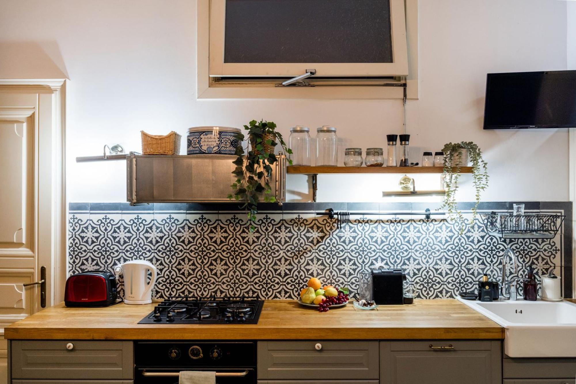 Apartment Hidden Gem By Dohany Synagogue & Fashion Street *