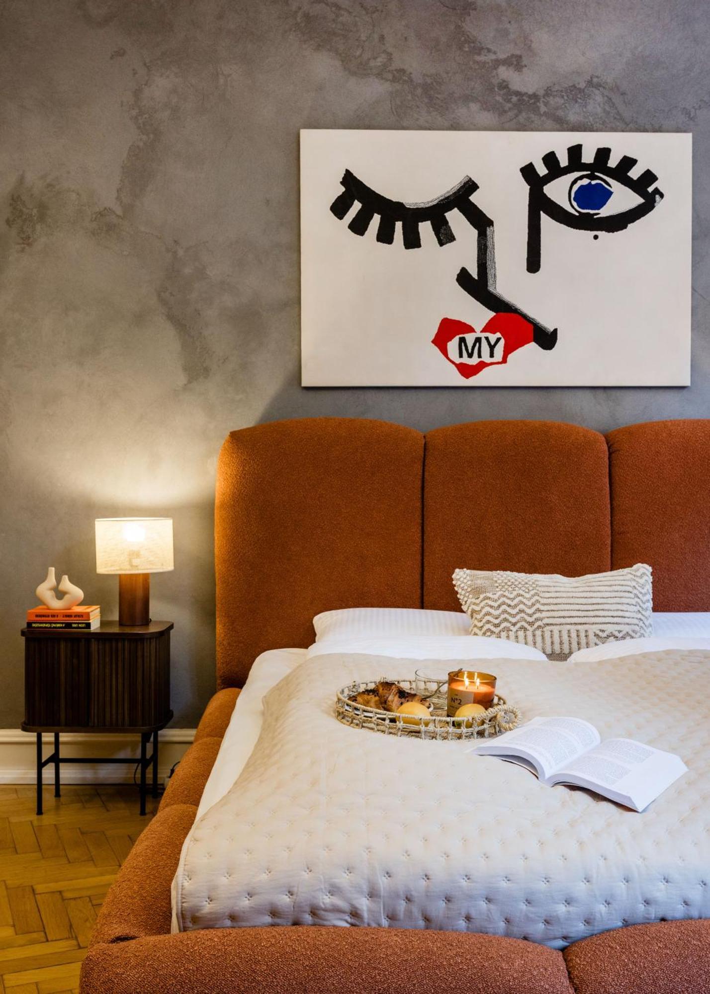 Apartment Hidden Gem By Dohany Synagogue & Fashion Street *