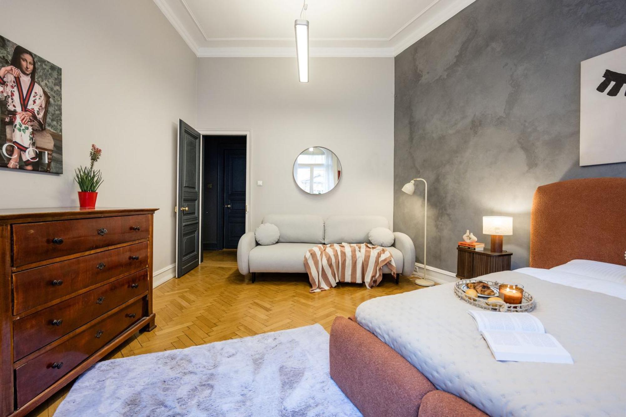 Apartment Hidden Gem By Dohany Synagogue & Fashion Street